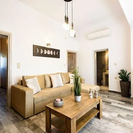 Louros House Apartment *