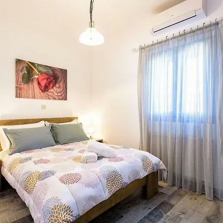 Louros House Apartment