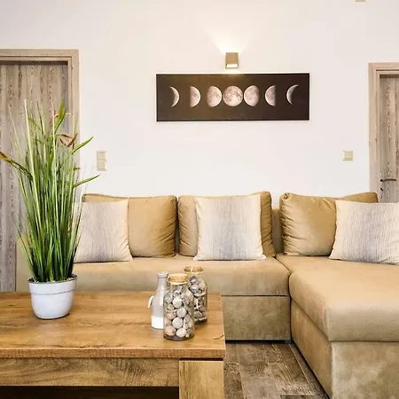 Apartment Louros House *