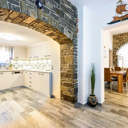 Louros House Marmara