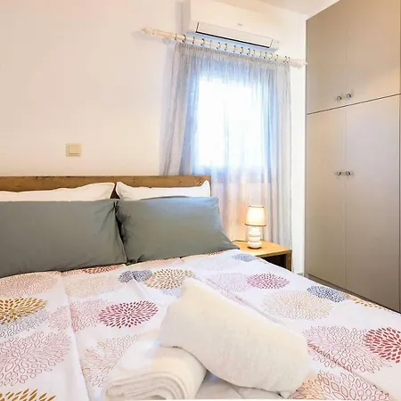 Apartment Louros House