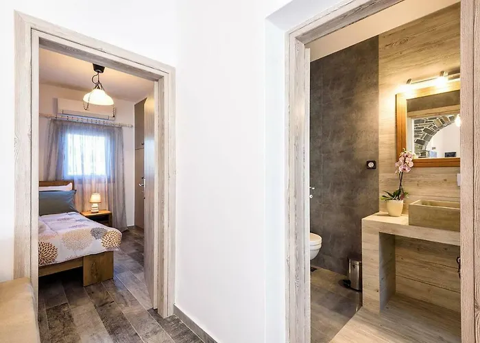 Apartman Louros House