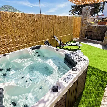 Louros House Apartment