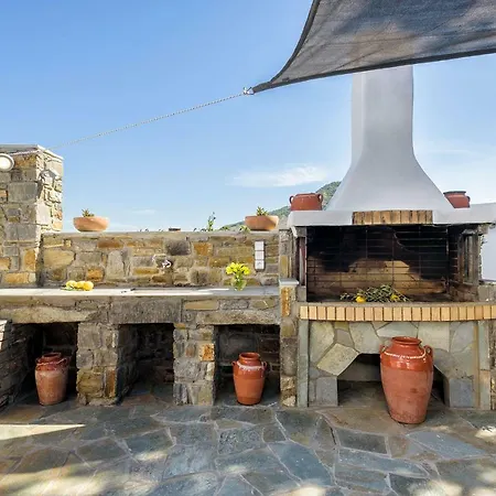 Louros House Apartment *