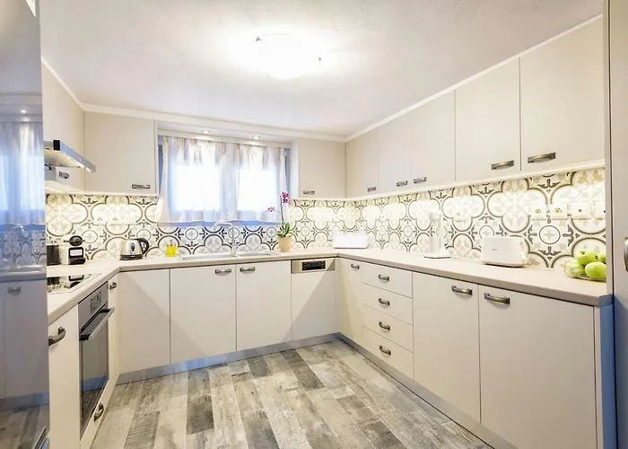 Louros House Apartmán